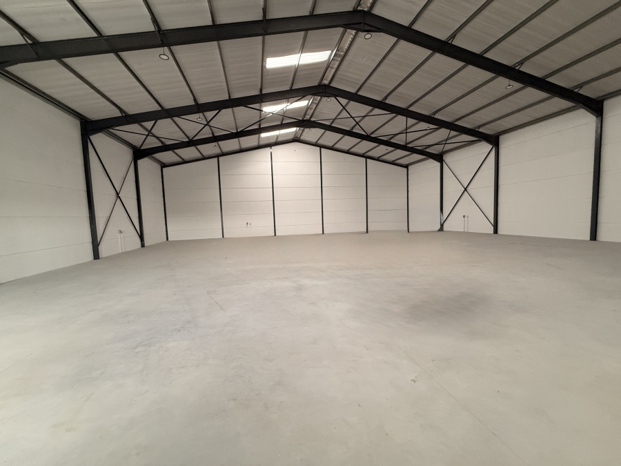 To Let Commercial Property for Rent in Rivergate Western Cape